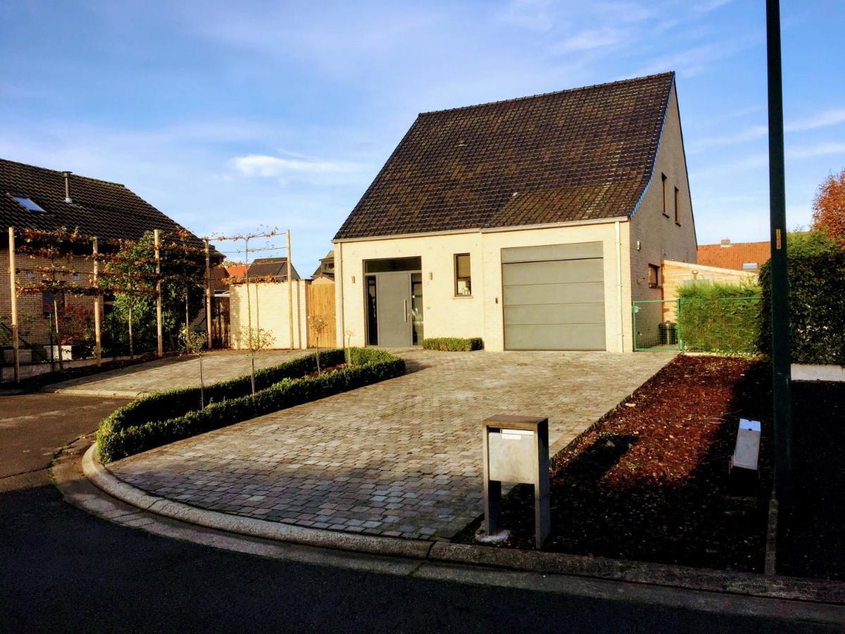 Villa Tomasso Eeklo Exterior foto